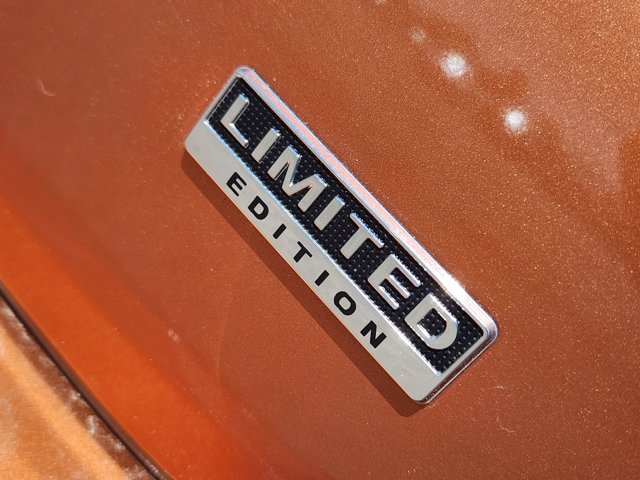 Vehicle image 9 of 22