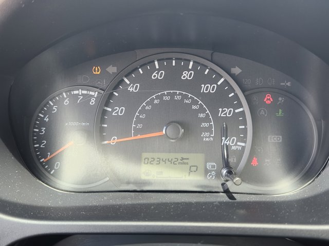 Vehicle image 12 of 22