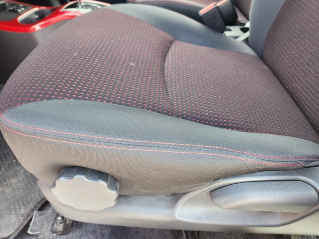 Vehicle image 17 of 22