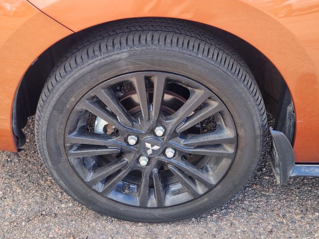 Vehicle image 7 of 22
