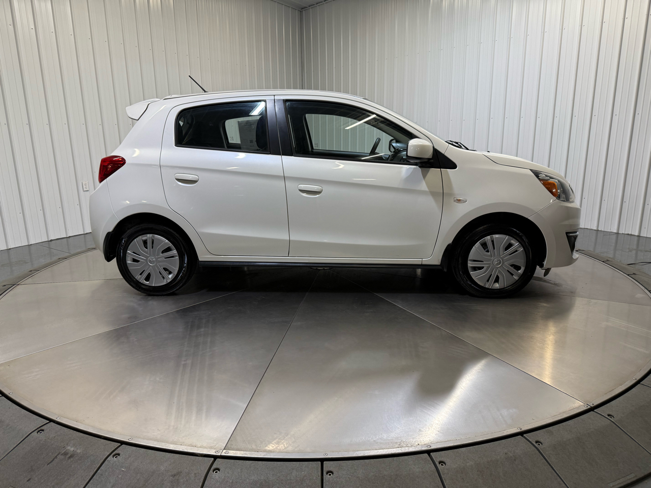 Vehicle image 5 of 27