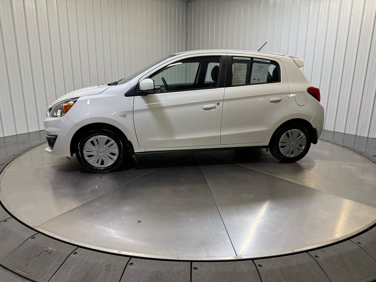 Vehicle image 13 of 27