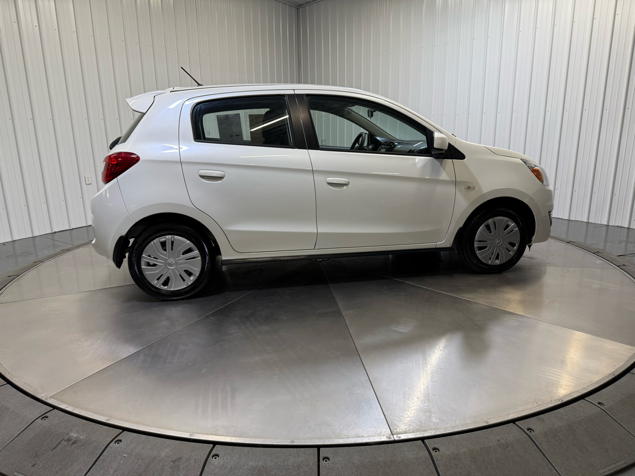 Vehicle image 6 of 27