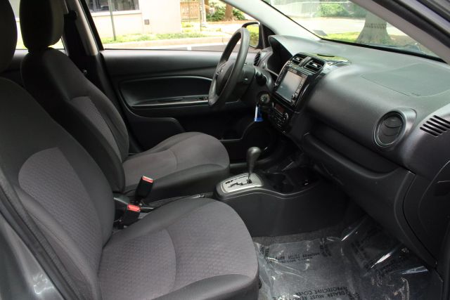 Vehicle image 31 of 41