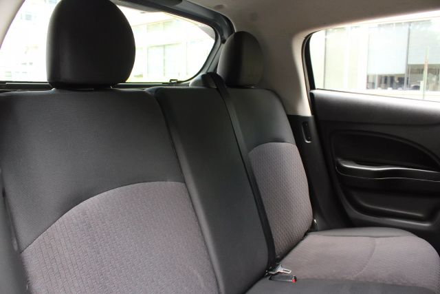Vehicle image 27 of 41