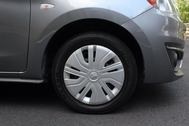 Vehicle image 7 of 41