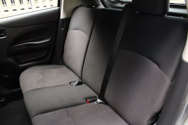 Vehicle image 19 of 41