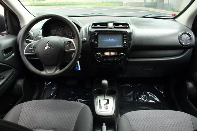 Vehicle image 21 of 41