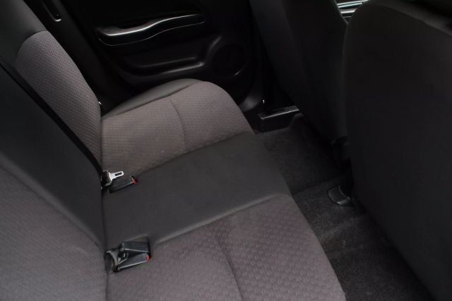 Vehicle image 26 of 41