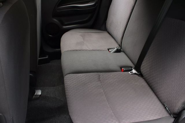 Vehicle image 20 of 41