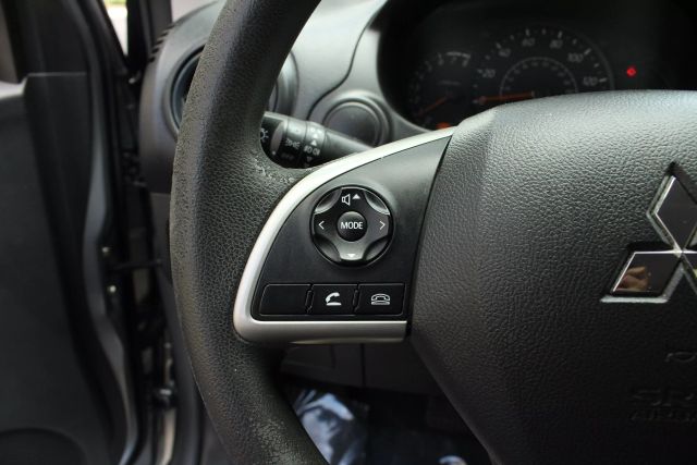 Vehicle image 34 of 41
