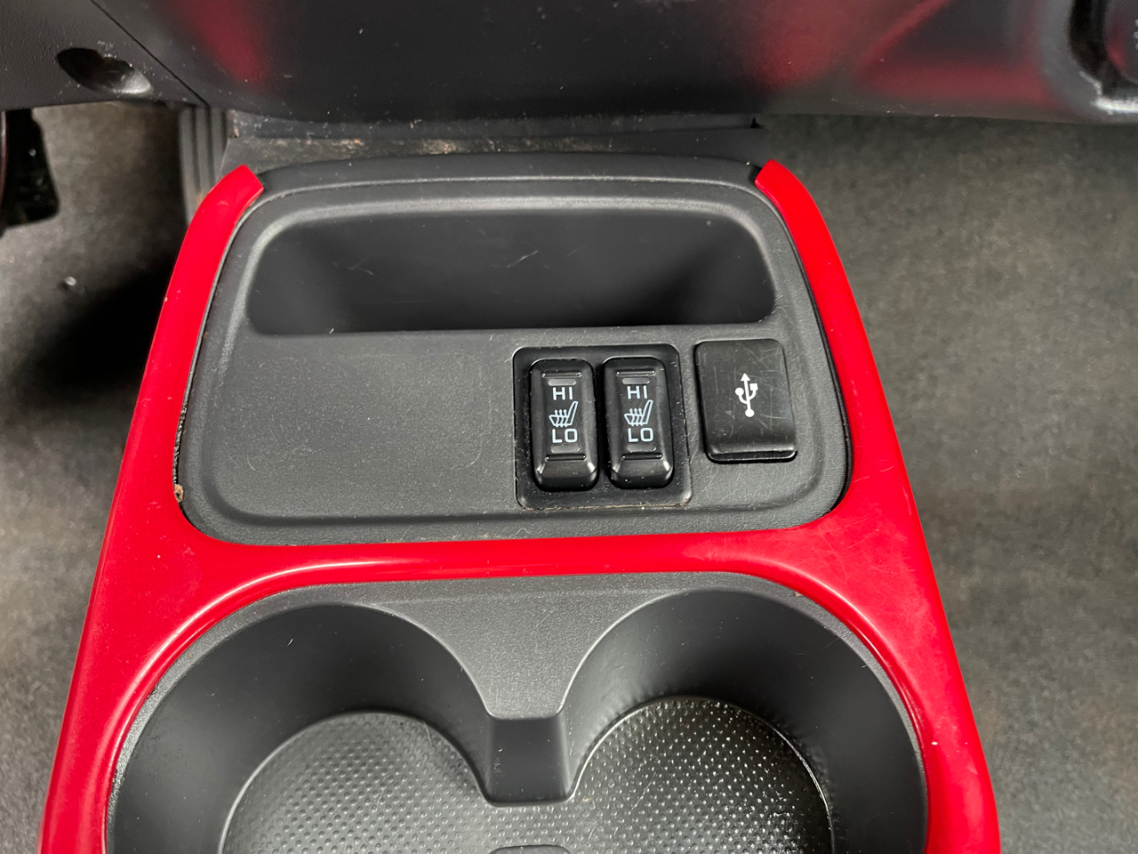 Vehicle image 21 of 29