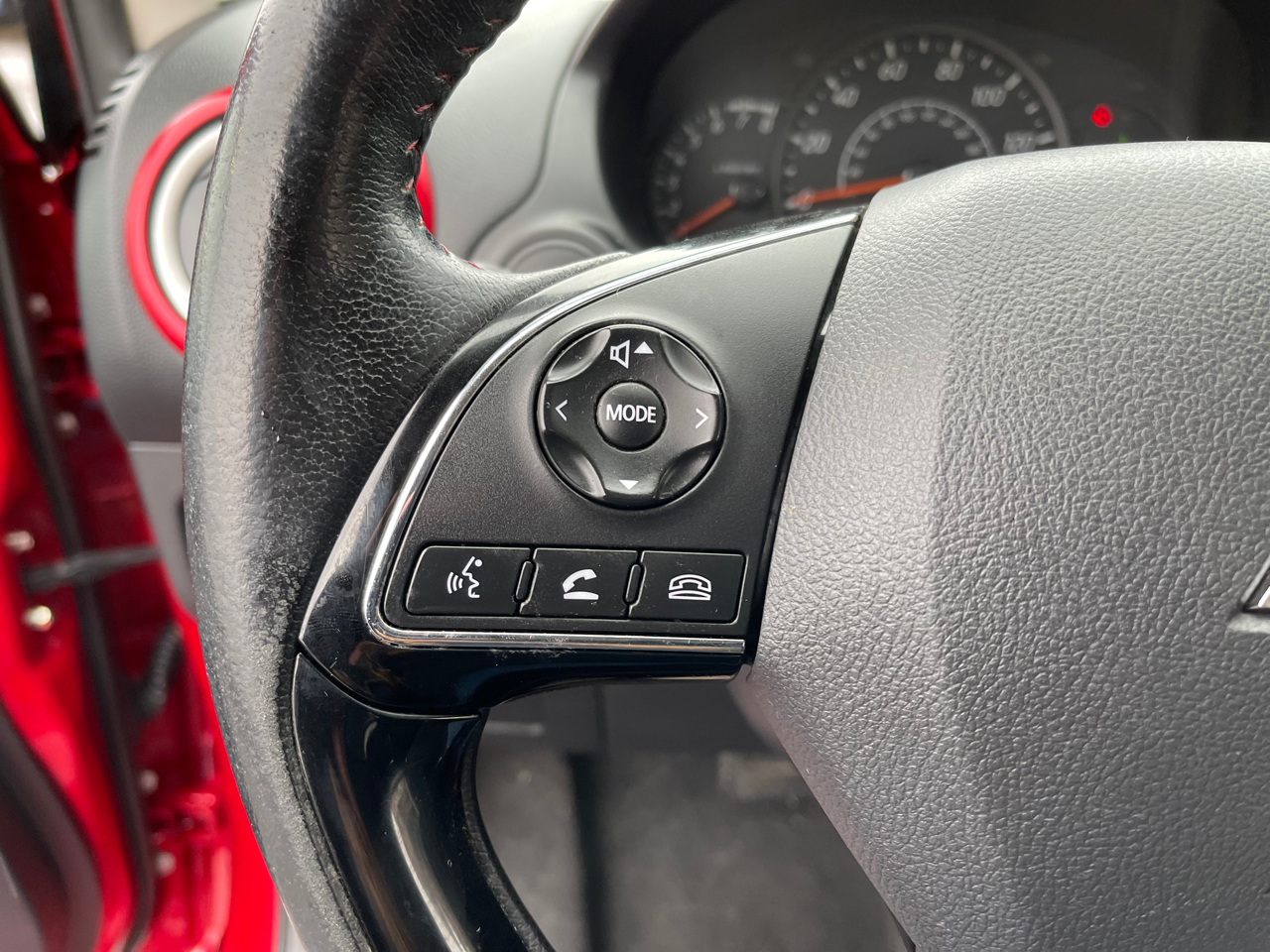 Vehicle image 24 of 29
