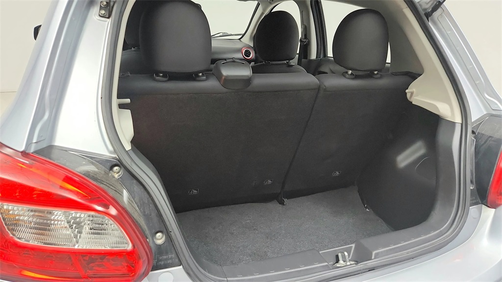 Vehicle image 12 of 34