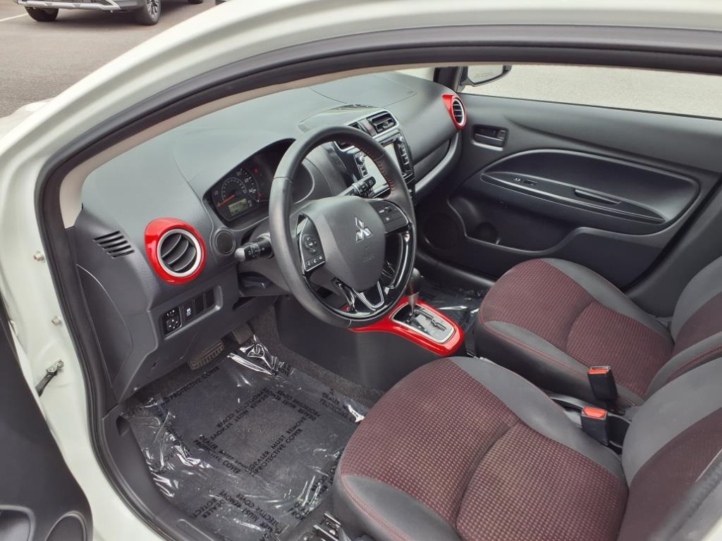 Vehicle image 19 of 33