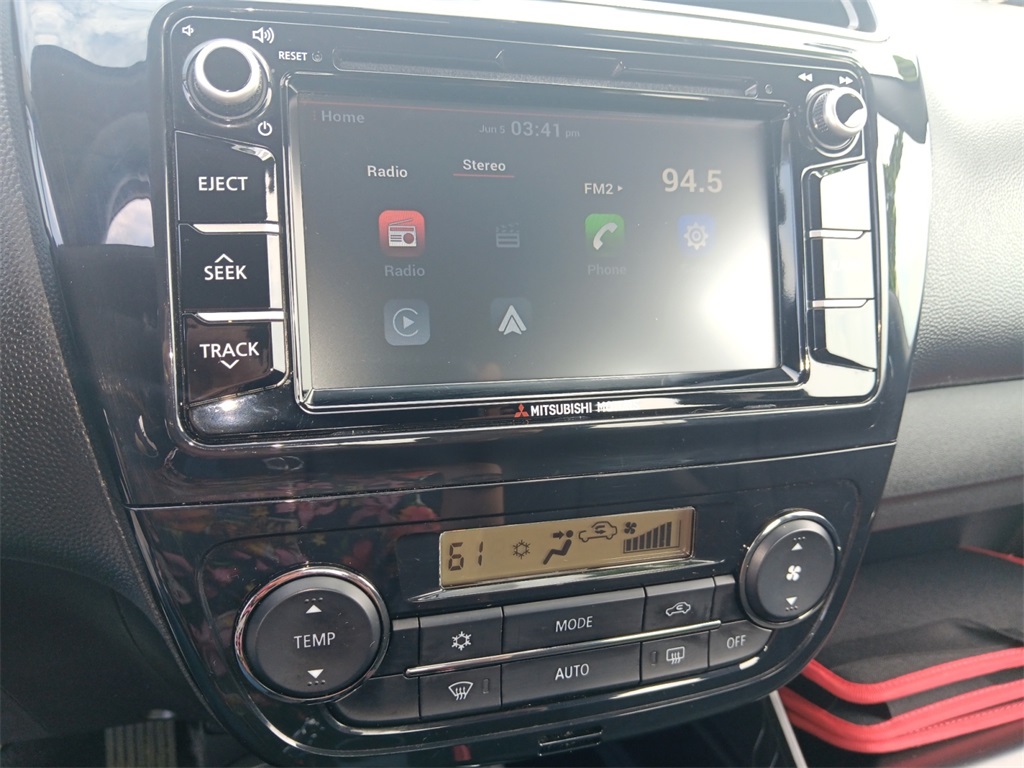 Vehicle image 17 of 25
