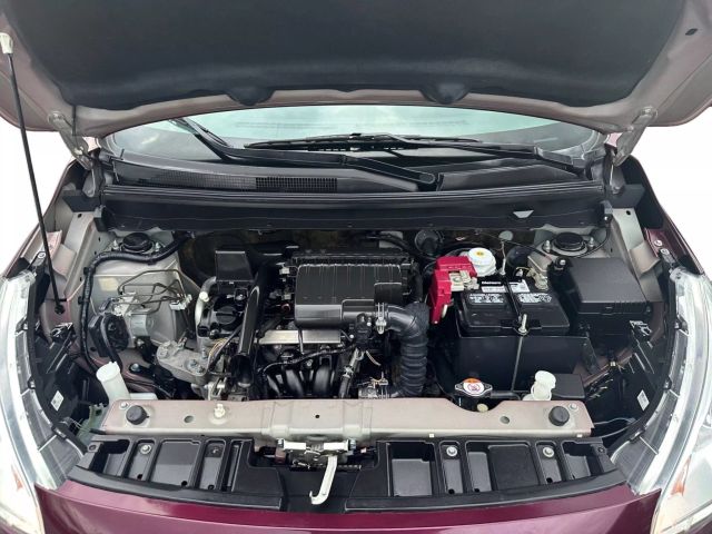 Vehicle image 22 of 31