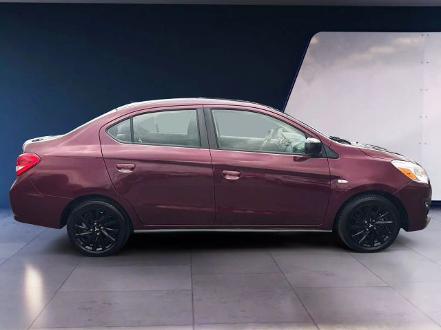 Vehicle image 4 of 31