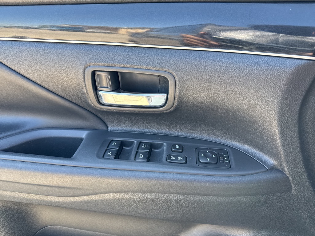 Vehicle image 21 of 21