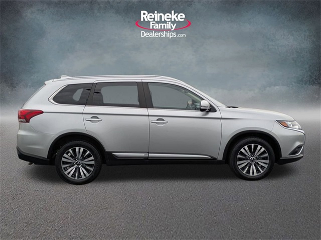 Vehicle image 4 of 23