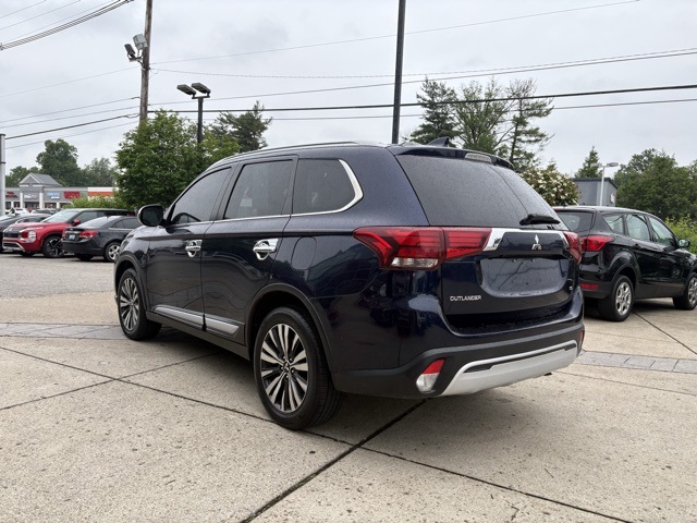 Vehicle image 5 of 28