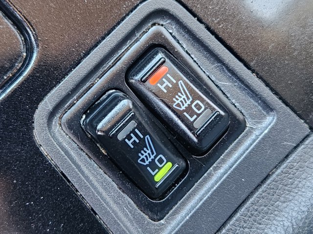 Vehicle image 16 of 24