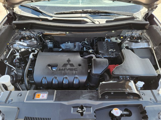 Vehicle image 23 of 24