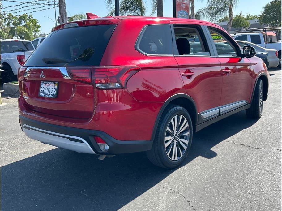 Vehicle image 5 of 25