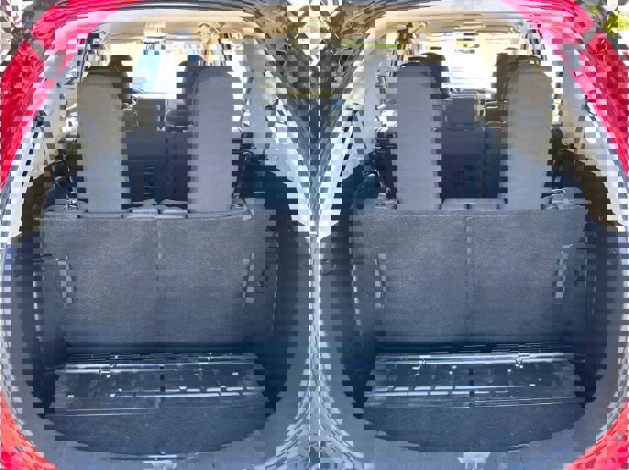 Vehicle image 9 of 25