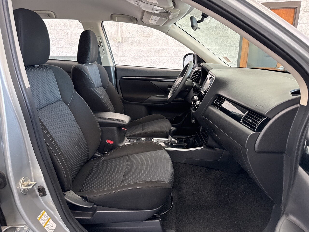 Vehicle image 20 of 53