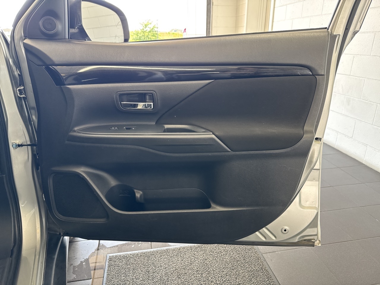 Vehicle image 45 of 53
