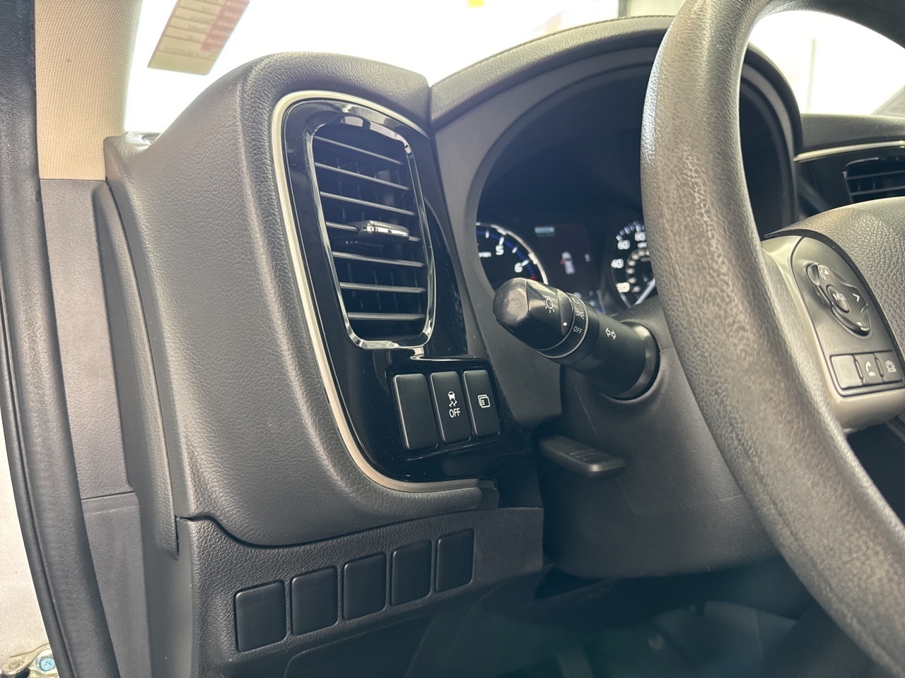Vehicle image 48 of 53
