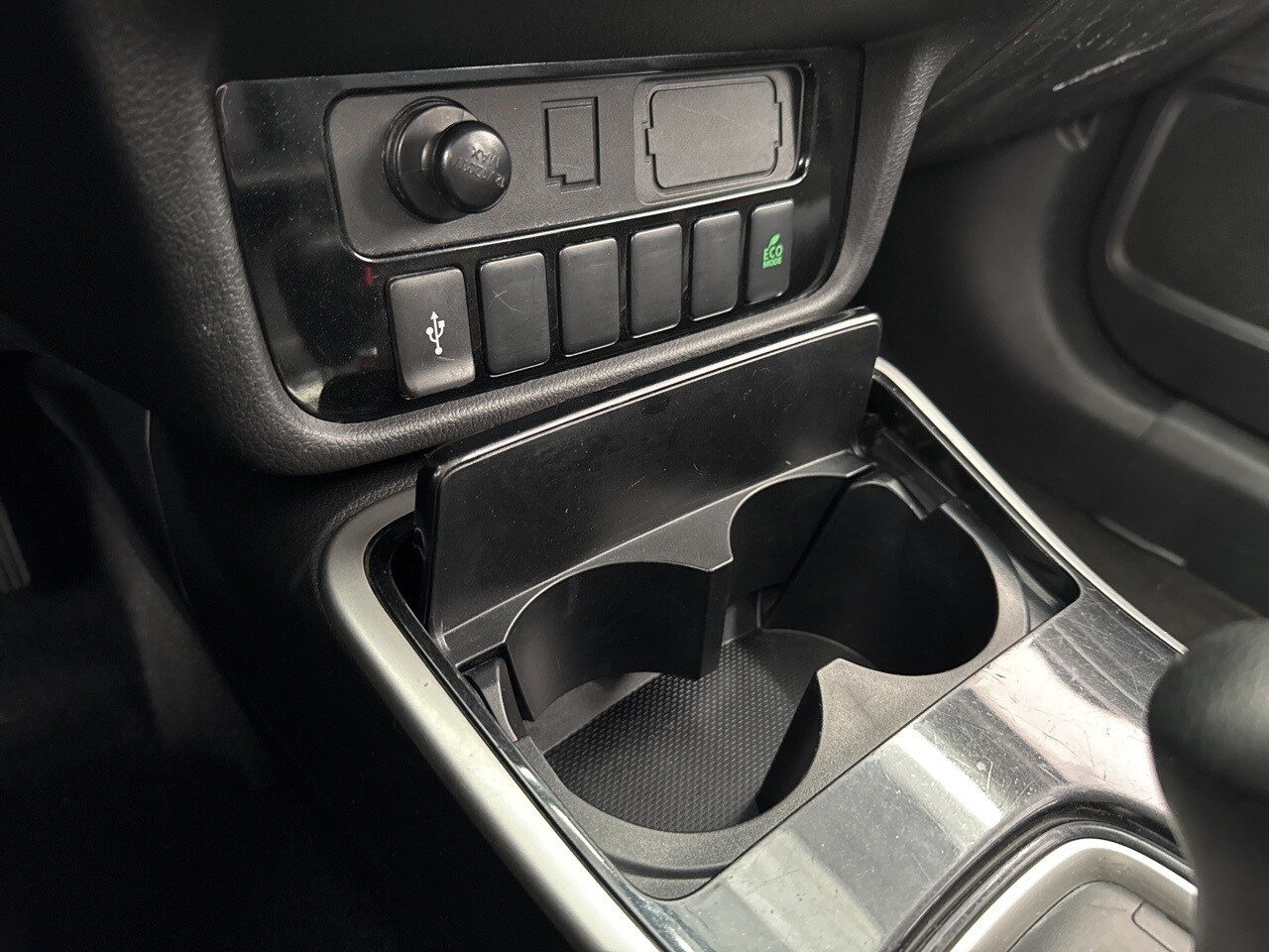 Vehicle image 36 of 53