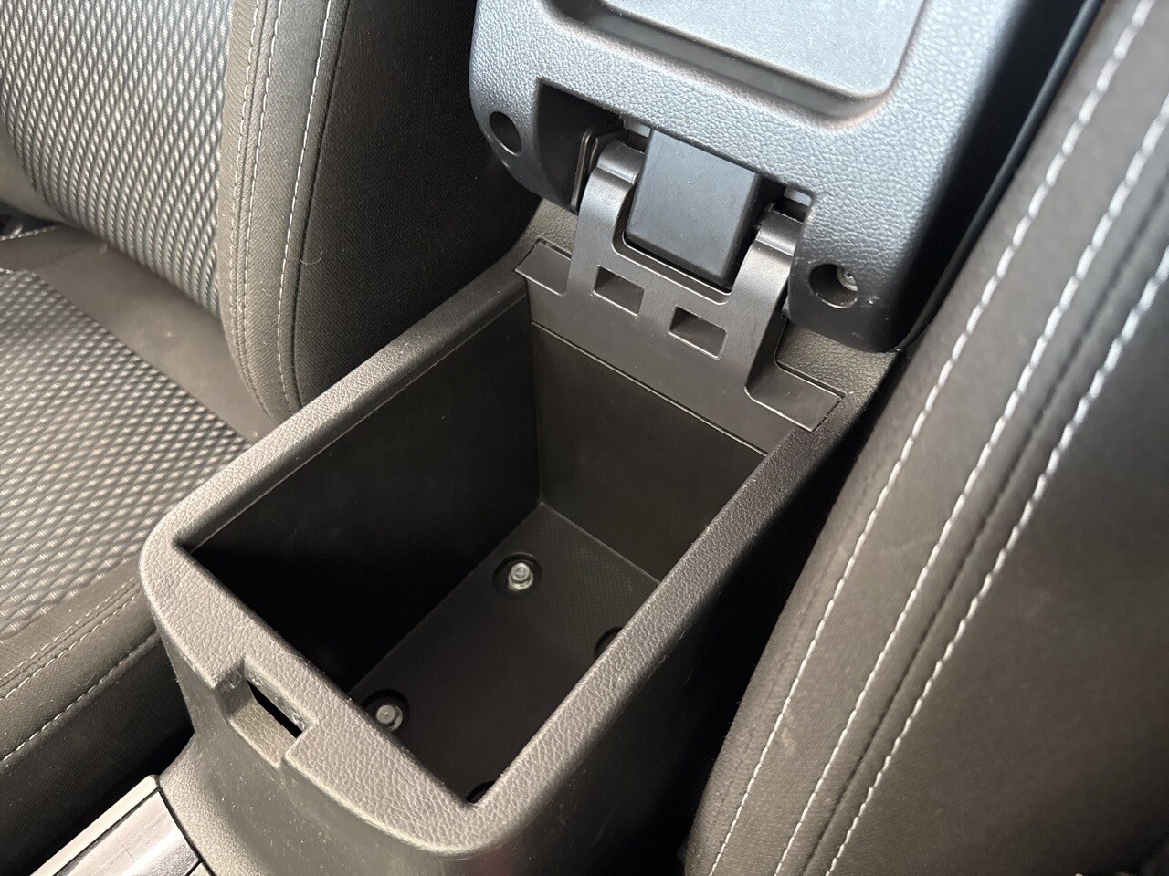 Vehicle image 40 of 53