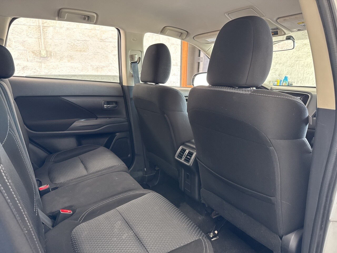 Vehicle image 16 of 53