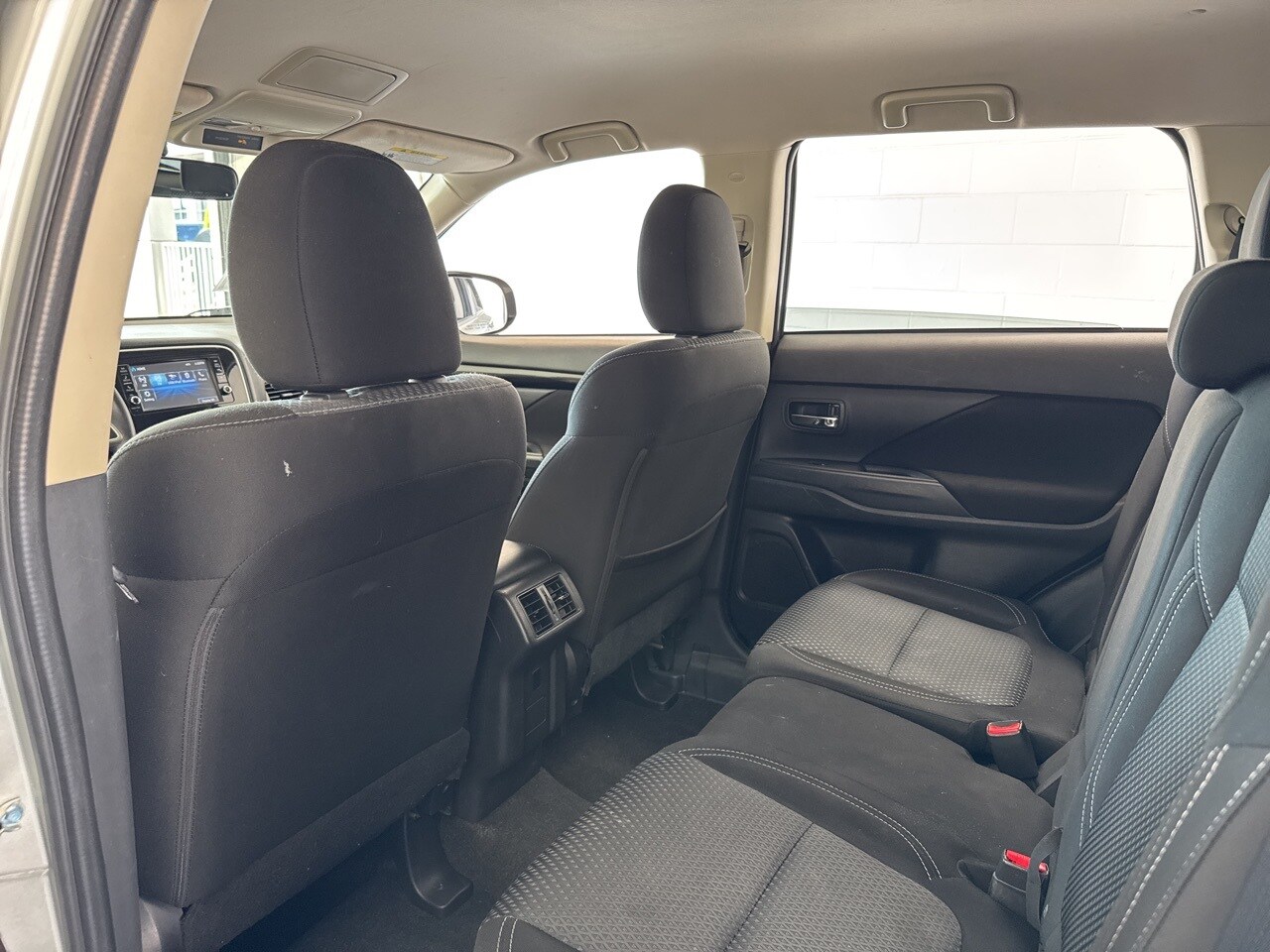 Vehicle image 17 of 53