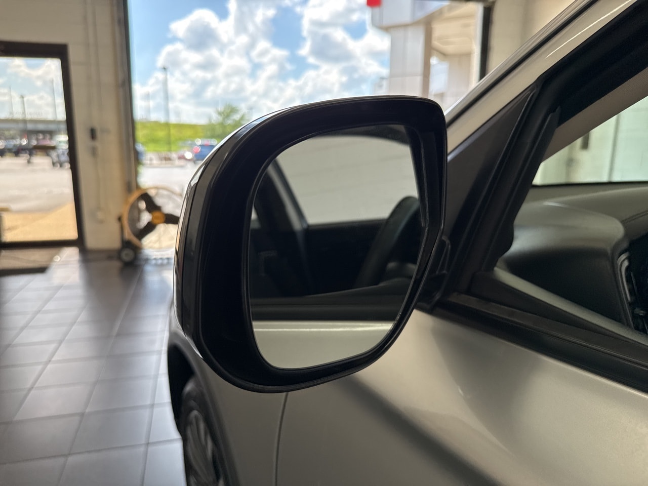 Vehicle image 26 of 53