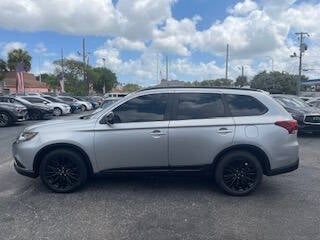 Vehicle image 14 of 44