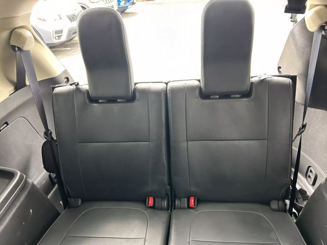Vehicle image 20 of 27