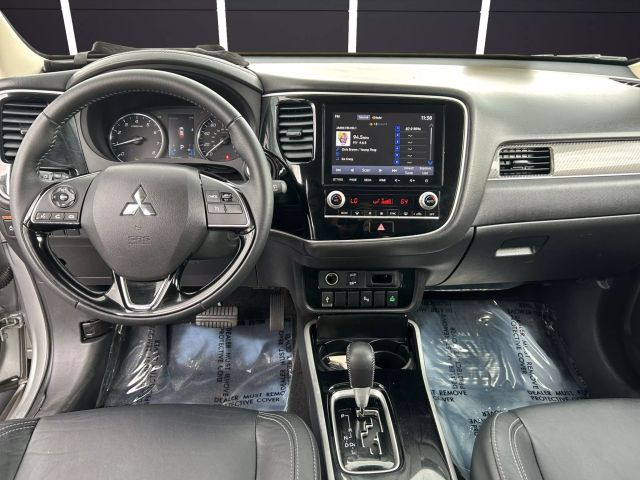 Vehicle image 16 of 27
