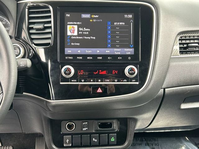 Vehicle image 18 of 27