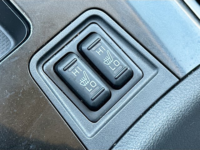 Vehicle image 19 of 33