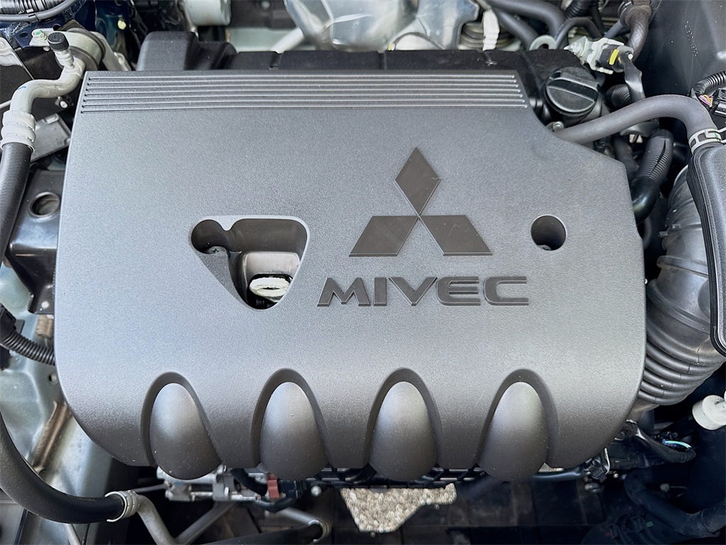 Vehicle image 9 of 33