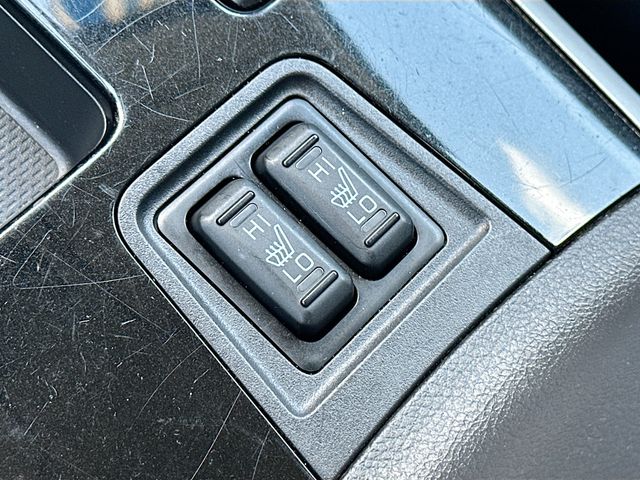 Vehicle image 19 of 35
