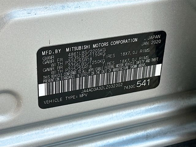 Vehicle image 32 of 35