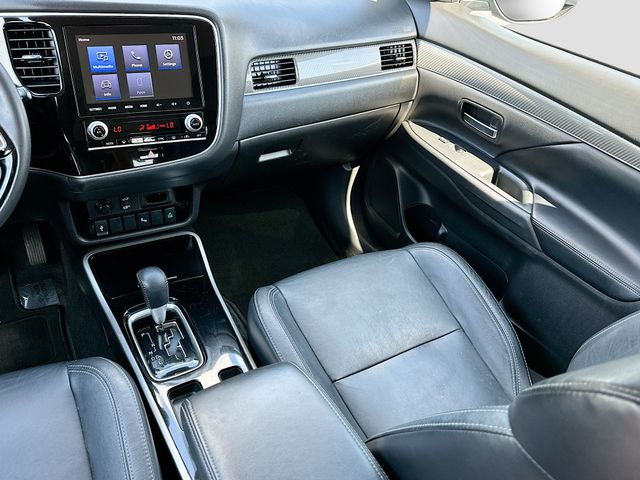 Vehicle image 22 of 35
