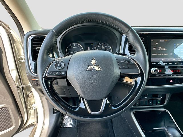 Vehicle image 11 of 35