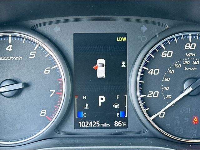 Vehicle image 12 of 35