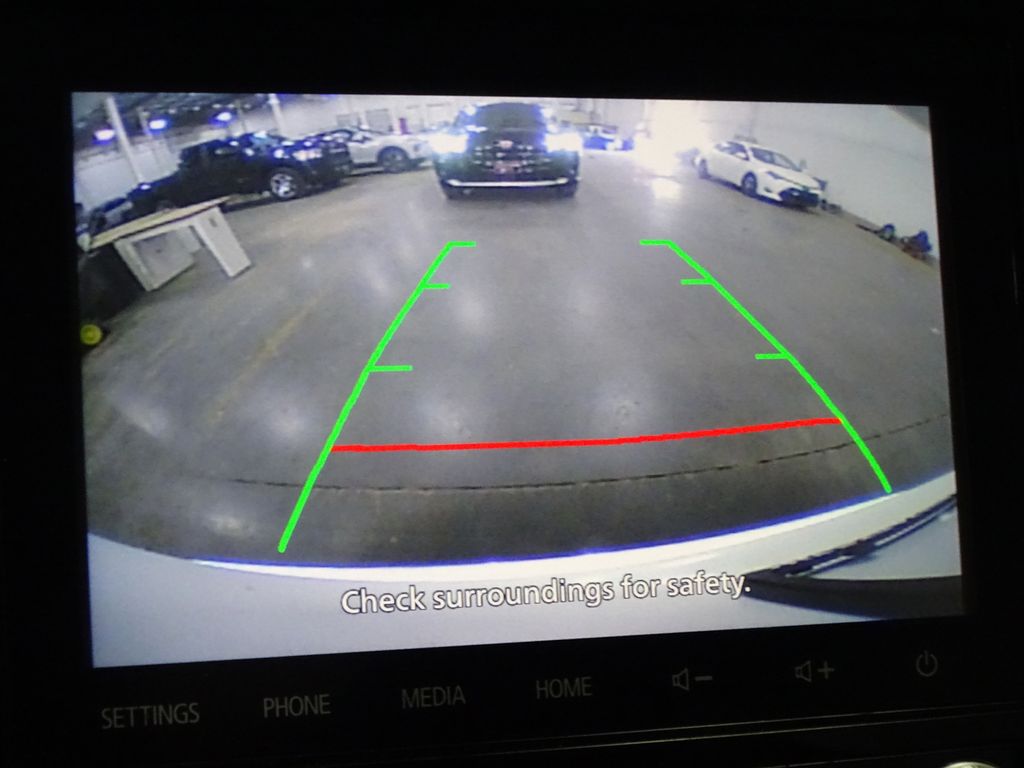 Vehicle image 7 of 31