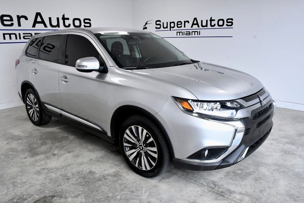 Vehicle image 2 of 28